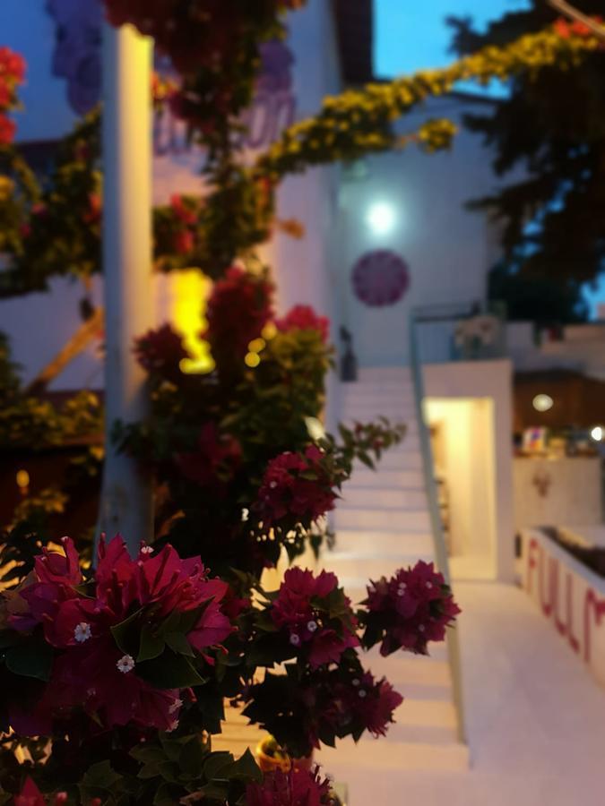 Fullmoon Rooms Cesme Çeşme Kültér fotó